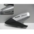 Abdeckung ber Auspuffendtopf hinten links, silbern/schwarz<br>Zustand: Gebraucht mit Mangel<br><br>Verwendbar fr: Honda CBR 600 RR, Typ: PC37, Modelljahr: von 01/2003 bis 12/2004