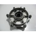 Kettenradaufnahme mit Schrauben und Muttern<br>Zustand: Gebraucht ohne Mngel<br><br>Verwendbar fr: Honda CBR 900 RR Fireblade, Typ: SC50, Modelljahr: von 01/2002 bis 12/2003