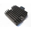Lichtmaschinenregler / Gleichrichter<br>Zustand: Gebraucht ohne Mngel<br><br>Verwendbar fr: Kawasaki Versys 650 ABS, Typ: LE650C, Modelljahr: von 01/2010 bis 12/2014