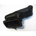 Lufteinlass-Kanal rechts<br>Zustand: Gebraucht ohne Mngel<br><br>Verwendbar fr: Kawasaki ZX-10R, Typ: ZXT00D, Modelljahr: von 01/2006 bis 12/2007