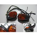Blinker-Satz vorne (2 Stck)<br>Zustand: Gebraucht mit Mangel<br><br>Verwendbar fr: Kawasaki ZX-12R, Typ: ZXT20A, Modelljahr: von 01/2000 bis 12/2001