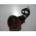 Blinker vorne rechts, schwarz<br>Zustand: Gebraucht ohne Mngel<br><br>Verwendbar fr: Kawasaki VN 1500 Drifter, Typ: VNT50J, Modelljahr: von 01/1999 bis 12/2000