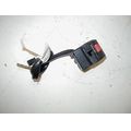 Lenkerarmatur rechts<br>Zustand: Gebraucht mit Mangel<br><br>Verwendbar fr: Suzuki RG 80 Gamma, Typ: NC11A, Modelljahr: von 01/1985 bis 12/1996
