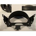 Cockpitarmaturen-Abdeckung<br>Zustand: Gebraucht mit Mangel<br><br>Verwendbar fr: Suzuki AN 400 Burgman, Typ: AU, Modelljahr: von 01/1999 bis 12/2000