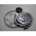 Kettensatz (ca. 1.000 km Laufleistung)<br>Zustand: Gebraucht ohne Mngel<br><br>Verwendbar fr: Suzuki GSX-S 1000 F, Typ: DG, Modelljahr: von 01/2015