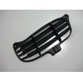 Einlassgitter vorne am Rahmen links, schwarz<br>Zustand: Gebraucht ohne Mngel<br><br>Verwendbar fr: BMW R 850 C, Typ: BMW259C, Modelljahr: von 01/1997 bis 09/2000