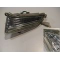 Blinker vorne rechts, wei<br>Zustand: Gebraucht mit Mangel<br><br>Verwendbar fr: Kymco People S 50 (4-Takt), Typ: B9, Modelljahr: von 01/2006